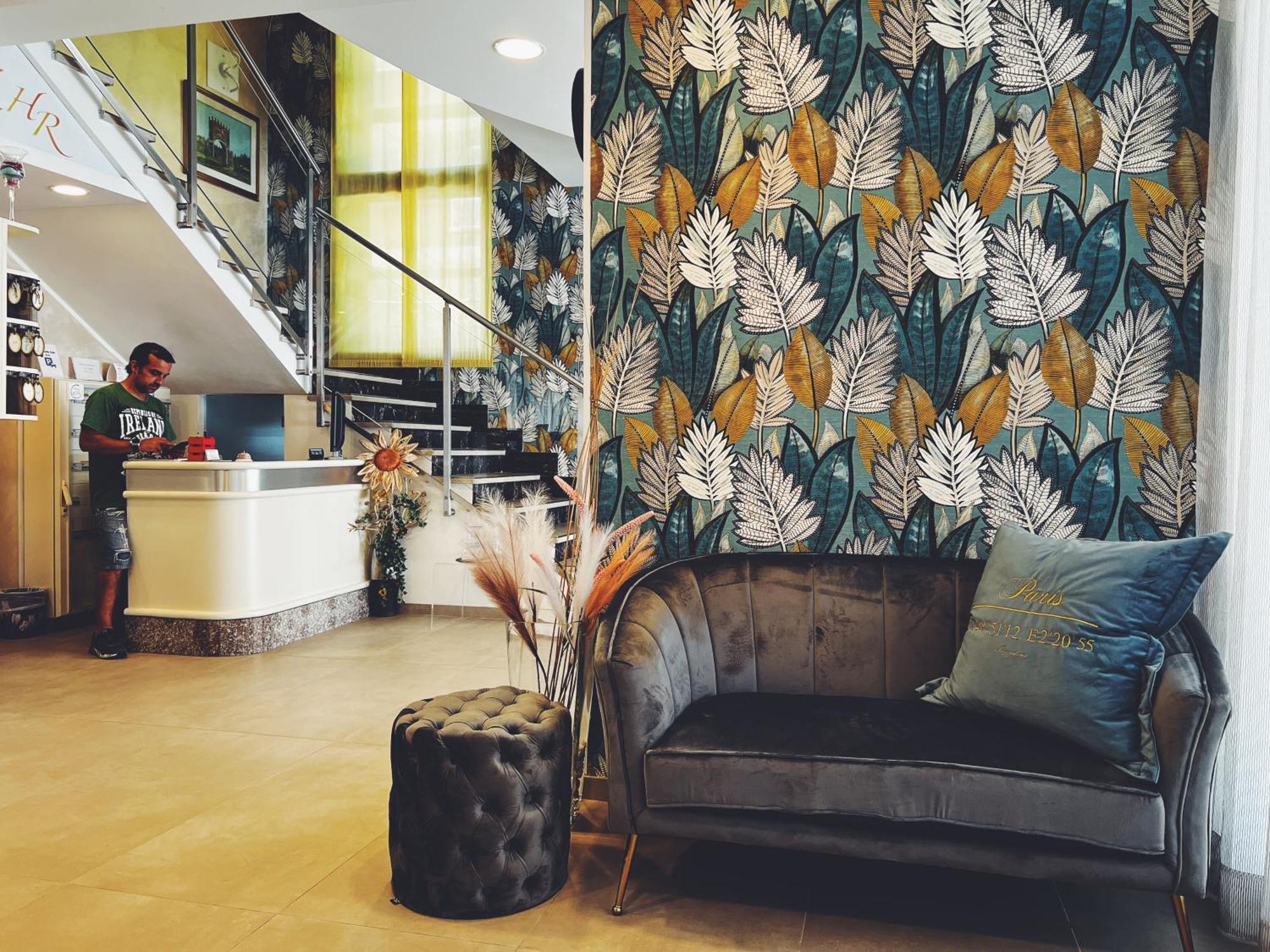 Hotel Ramona Римини Экстерьер фото